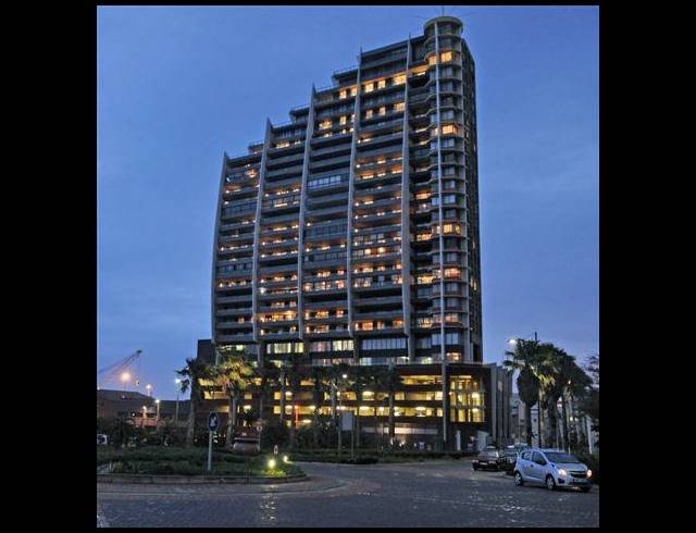 3 BEDROOM APARTMENT TO LET IN POINT WATERFRONT
